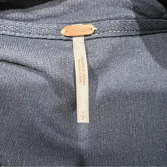 Free People | Indigo Blue Ruby Oversized Shirt Jacket size Small - Picture 9 of 14